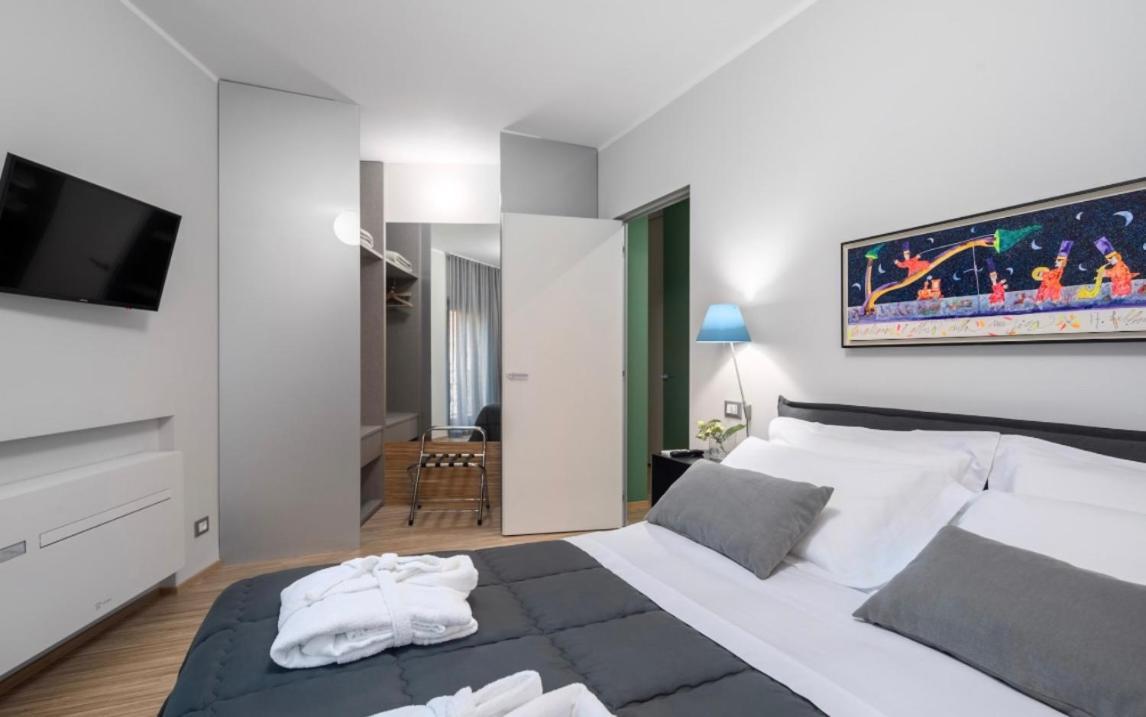 30Cavour Luxury Suites Pavia Exteriör bild