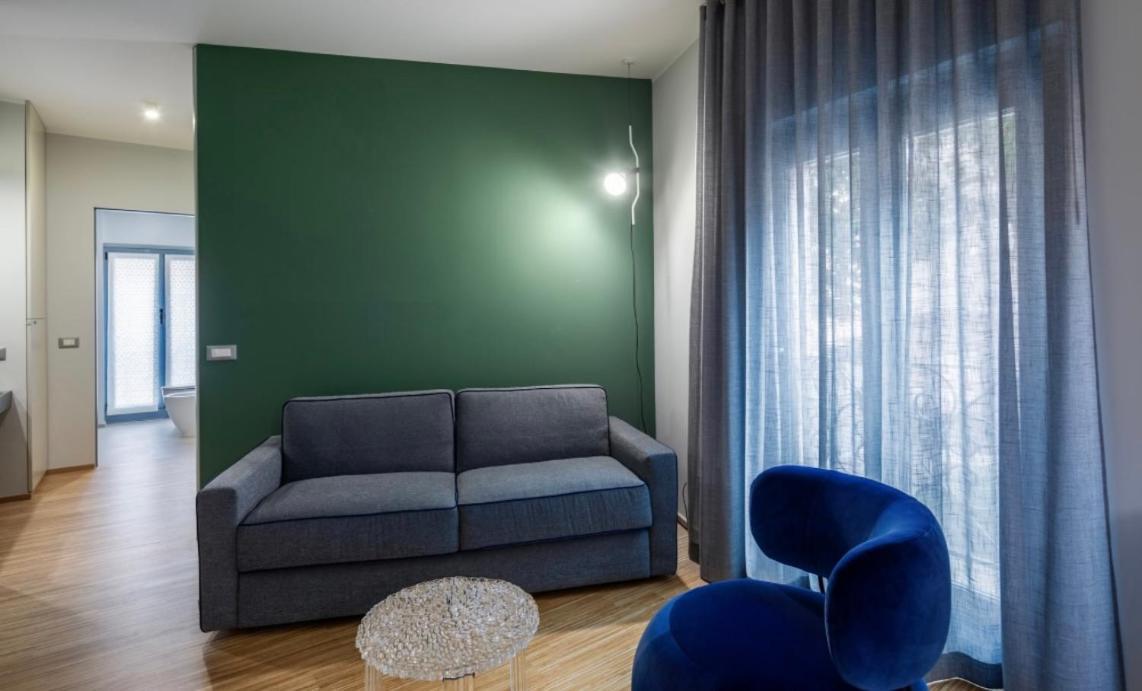 30Cavour Luxury Suites Pavia Exteriör bild